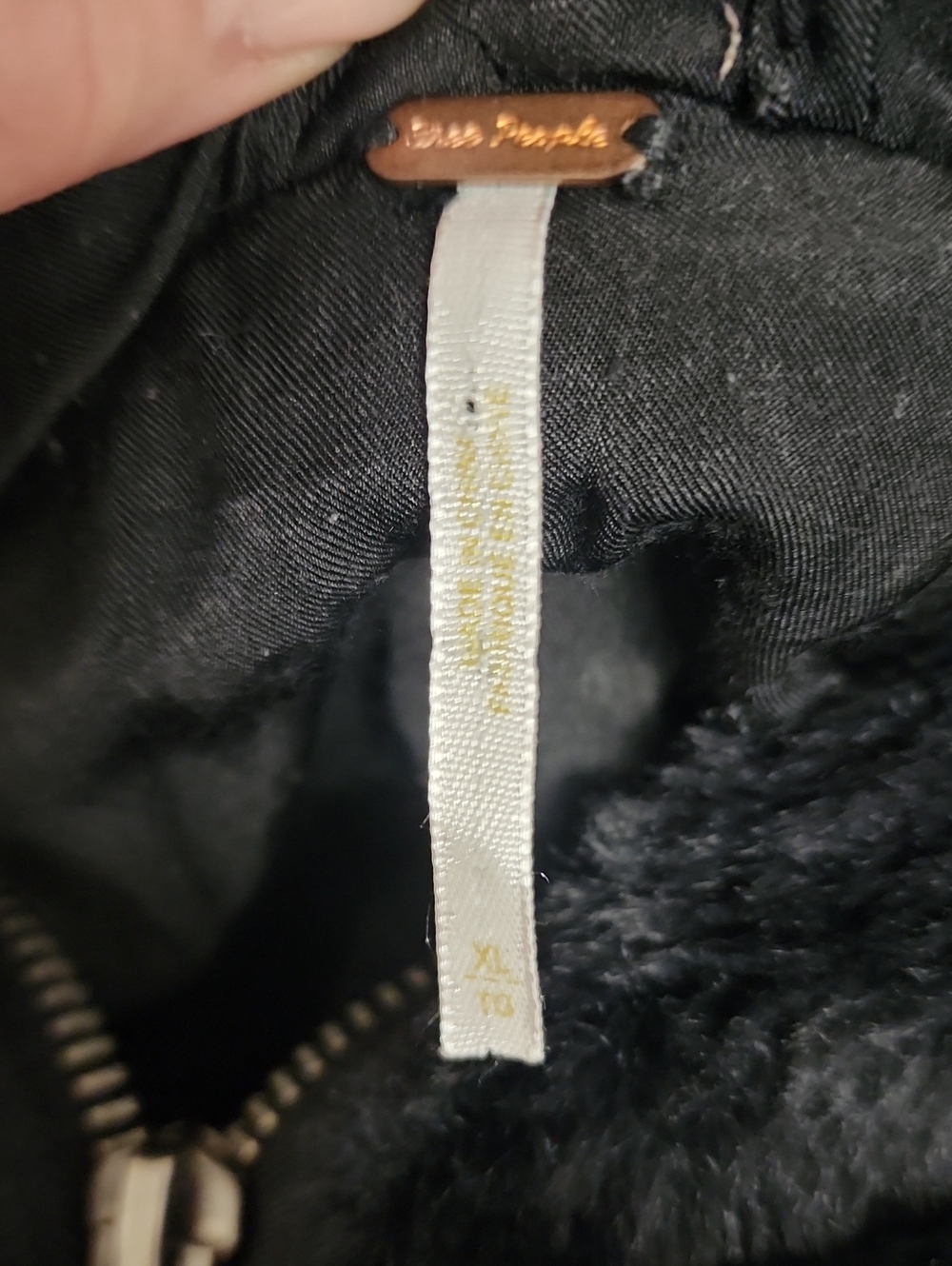 Free People Oversized Black Faux Fur Hooded Zip Jacket XL - Picture 10 of 10